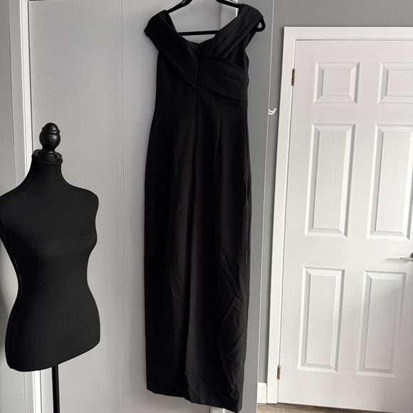 NWT RALPH LAUREN Black Off The Shoulder Full Length Gown - Picture 8 of 14